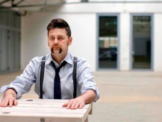 ALEX HIGHTON ANNOUNCES NEW ALBUM & SHARES NEW TRACK