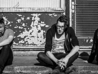 MANCUNIAN ALT ROCKERS 'PEUR' RELEASE NEW SINGLE