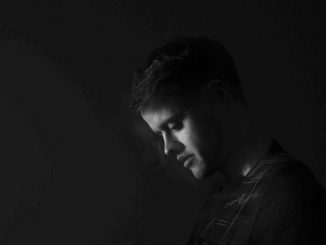 ALFIE CONNOR - Unveils debuts single 'Stranger' - Listen