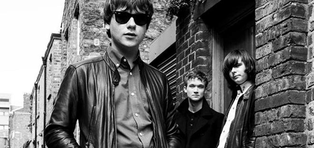 JOHN McCULLAGH & THE ESCORTS: to release new album ‘New Born Cry’ 4th May 