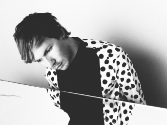 BECK - Confirms new album "Colors" for October release