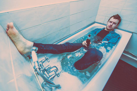 TRACK OF THE DAY: Ali Horn - 'Bloom' - Listen Now! 