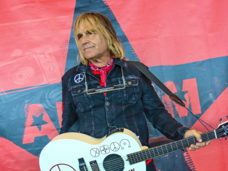 INTERVIEW: Mike Peters of The Alarm on his 24Hr Transatlantic Tour for Record Store Day 1