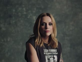 AMY MACDONALD shares video for new single 'Woman of the World'
