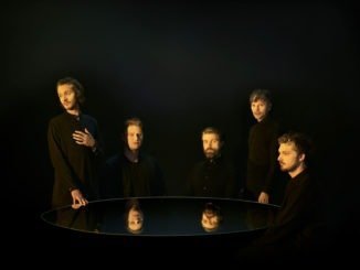 EDITORS release acoustic version of 'Smokers Outside The Hospital Doors' - Listen Now