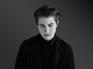 KITT PHILIPPA releases 'Fahrenheit' live in Belfast video - Watch Now