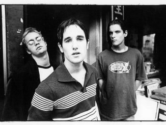 ASH share brand-new video for 'Girl From Mars' - Watch Now