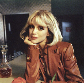 ST. VINCENT announces new album 'Daddy's Home' - Out May 14, 2021 - Hear first single 'Pay Your Way in Pain' 1