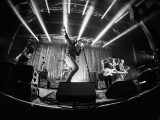 SHED SEVEN announce 'Another Night, Another Town' - The Greatest Hits Live