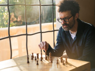 EELS Announce new album 'Extreme Witchcraft +& 2022 Tour - Hear new song 'Good Night On Earth'