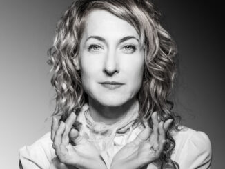 VIDEO PREMIERE: Pamela Sue Mann - Ouch