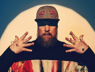 JOHN GRANT shares video for new single 'Just So You Know' - Watch Now