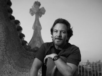 EDDIE VEDDER releases 'Long Way' Live from Ohana Festival