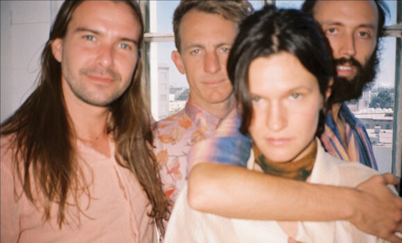 BIG THIEF share ‘Simulation Swarm’ from upcoming album 'Dragon New Warm Mountain I Believe In You' 1
