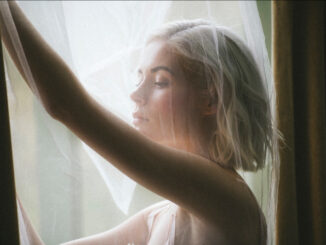 NINA NESBITT explores issues of grief with new single ‘When You Lose Someone’