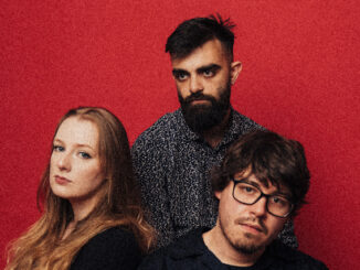 TRACK PREMIERE: Blue Amber - University Jesus