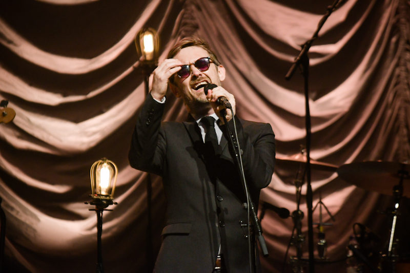 IN FOCUS// The Divine Comedy at Belfast, Waterfront Hall 86 The Divine Comedy at Belfast, Waterfront Hall